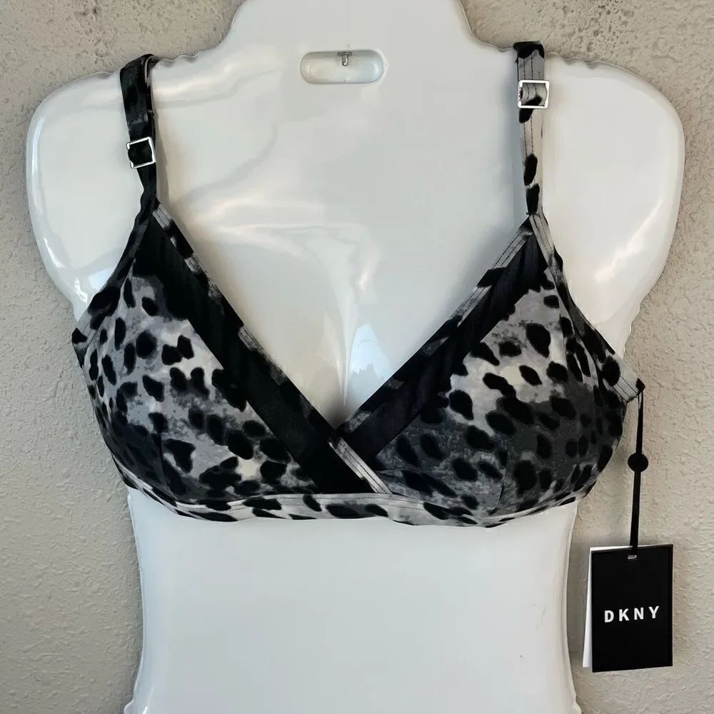 NWT DKNY Bikini Top Size M